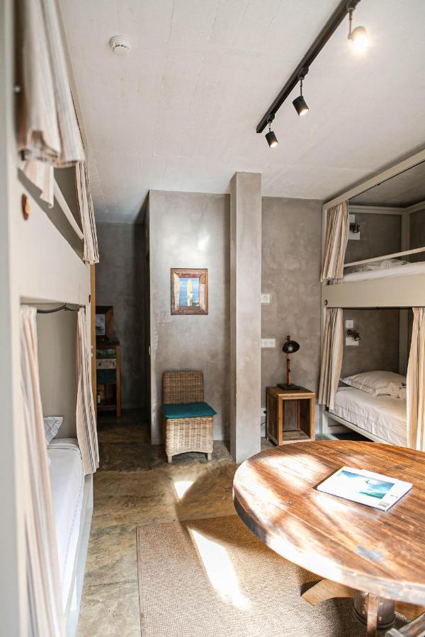 Surfers Lodge Peniche Zewnętrze zdjęcie