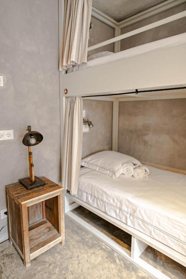 Surfers Lodge Peniche Zewnętrze zdjęcie